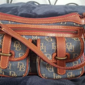 Dooney & Bourke Pocket purse